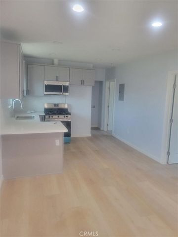 2532 Hauser, Los Angeles, CA 90016