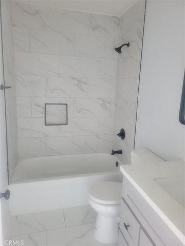 2532 Hauser, Los Angeles, CA 90016