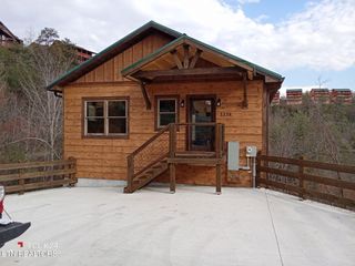 3338 Smoky Ridge, Sevierville, TN 37862