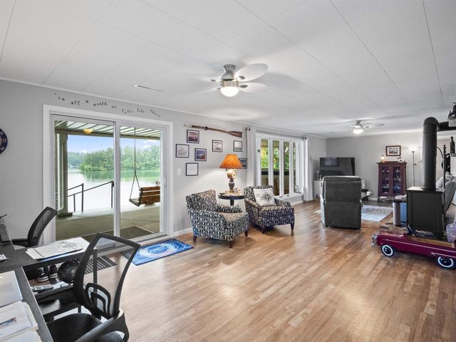 N2980 HIGHLAND LANE, Waupaca, WI 54981