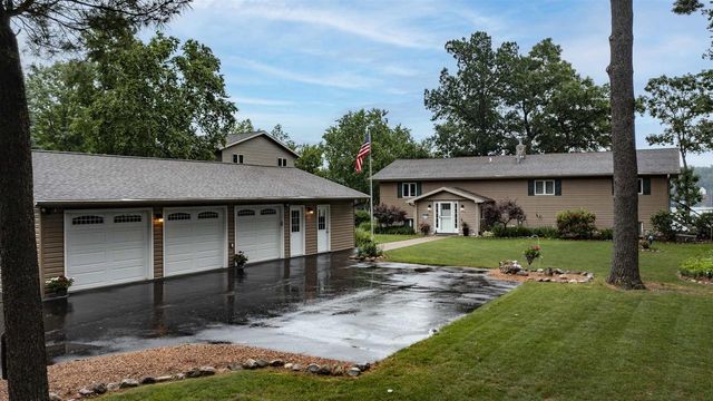 N2980 HIGHLAND LANE, Waupaca, WI 54981