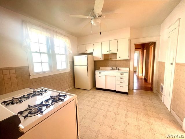 75 Harding Road, Buffalo, NY 14220