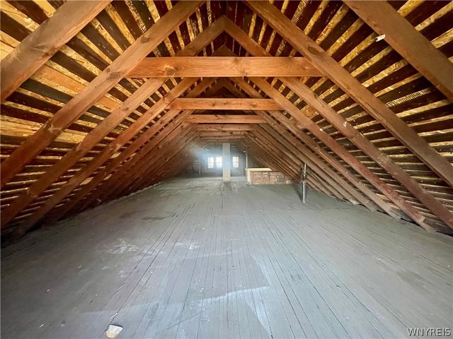 75 Harding Road, Buffalo, NY 14220