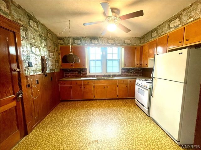 75 Harding Road, Buffalo, NY 14220