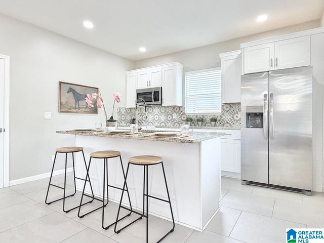 2610 AVENUE F, Birmingham, AL 35218