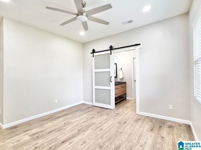 2610 AVENUE F, Birmingham, AL 35218