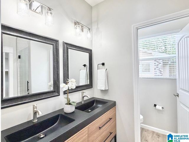 2610 AVENUE F, Birmingham, AL 35218