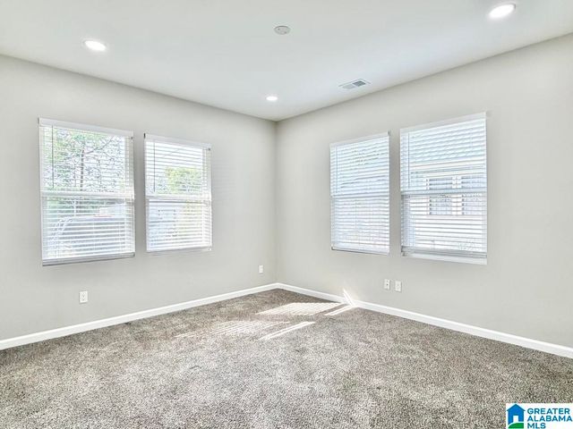 2610 AVENUE F, Birmingham, AL 35218