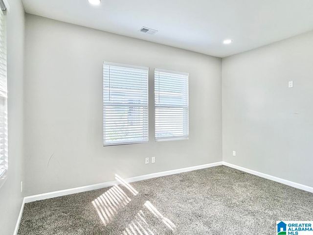 2610 AVENUE F, Birmingham, AL 35218