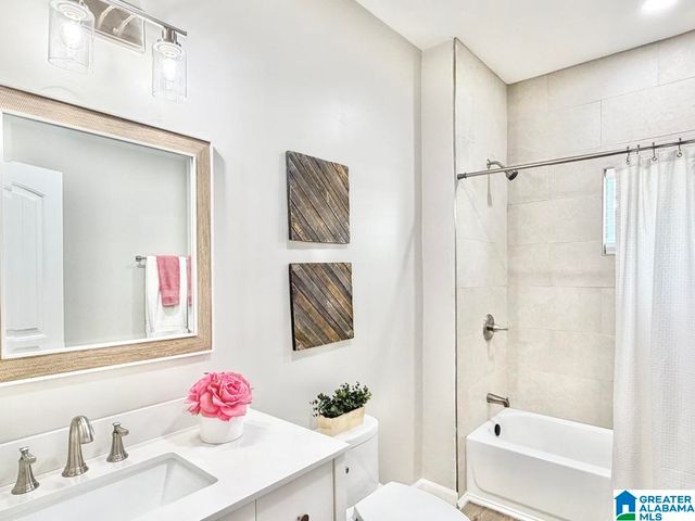 2610 AVENUE F, Birmingham, AL 35218