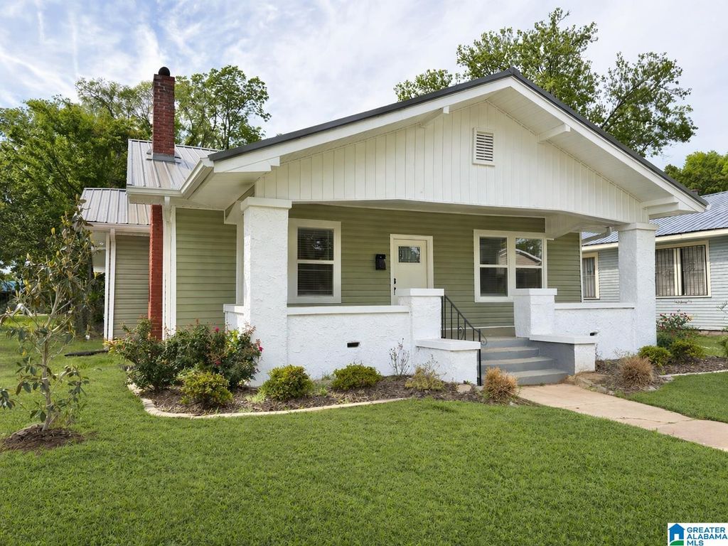 2610 AVENUE F, Birmingham, AL 35218