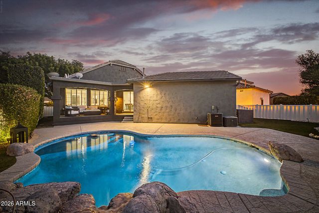 2732 E TAMARISK Street, Gilbert, AZ 85296