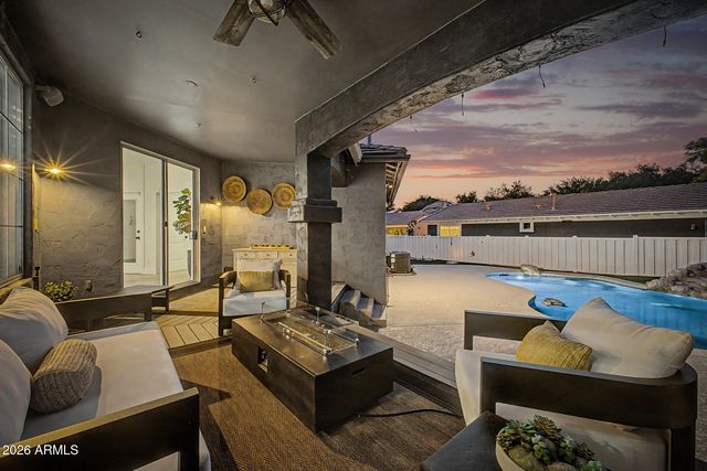 2732 E TAMARISK Street, Gilbert, AZ 85296