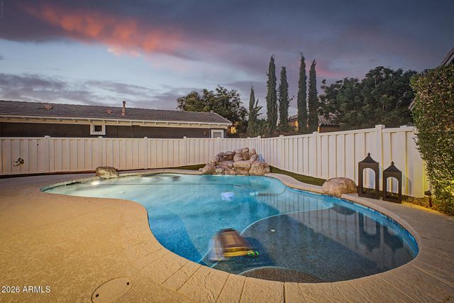 2732 E TAMARISK Street, Gilbert, AZ 85296