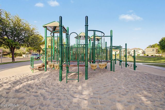 2732 E TAMARISK Street, Gilbert, AZ 85296