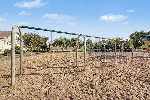 2732 E TAMARISK Street, Gilbert, AZ 85296