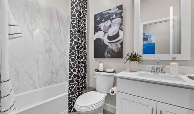 7926 N 76th Drive, Glendale, AZ 85303