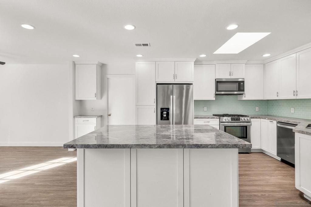 8645 VIA DEL LUZ, El Cajon, CA 92021 — photo 3