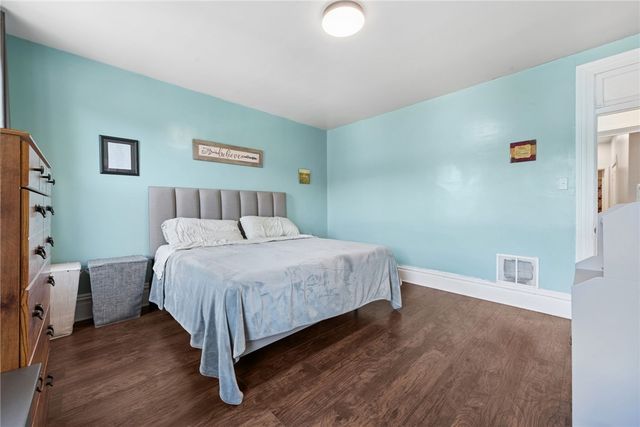 522 Marie Ave, Avalon, PA 15202