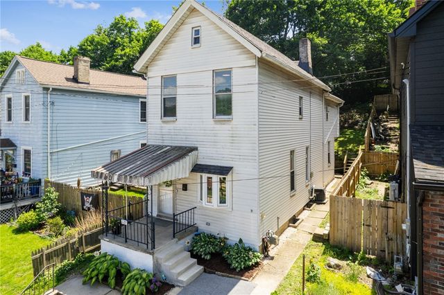 522 Marie Ave, Avalon, PA 15202