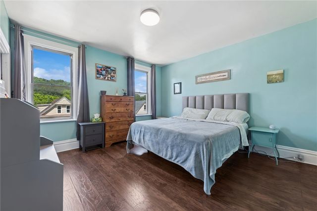 522 Marie Ave, Avalon, PA 15202