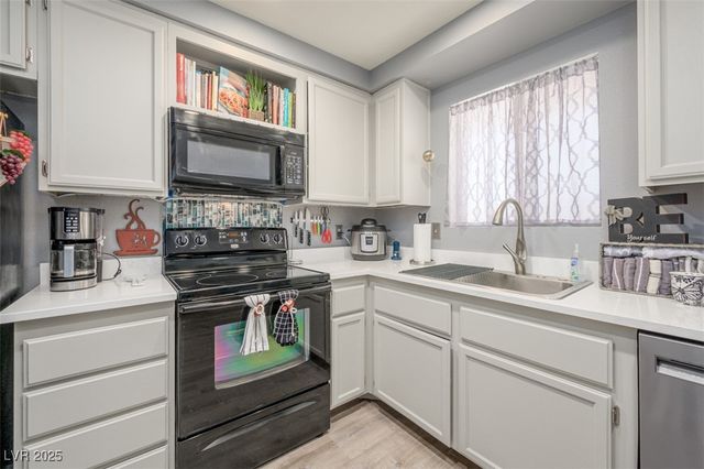 2240 Highpointe Drive 203, Laughlin, NV 89029