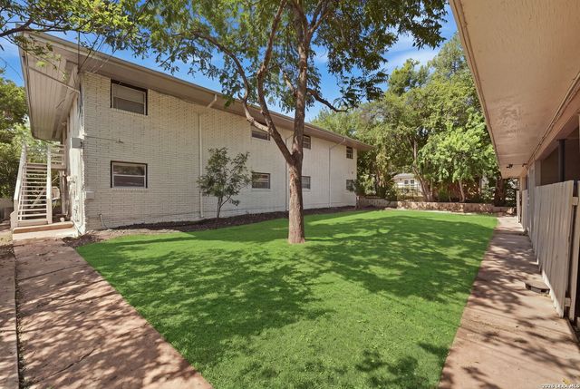 1157 Garraty Rd Apt C, Terrell Hills, TX 78209
