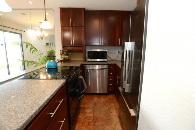 1401 Hood Rd, Sacramento, CA 95825