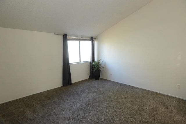 1401 Hood Rd, Sacramento, CA 95825