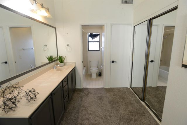 1401 Hood Rd, Sacramento, CA 95825