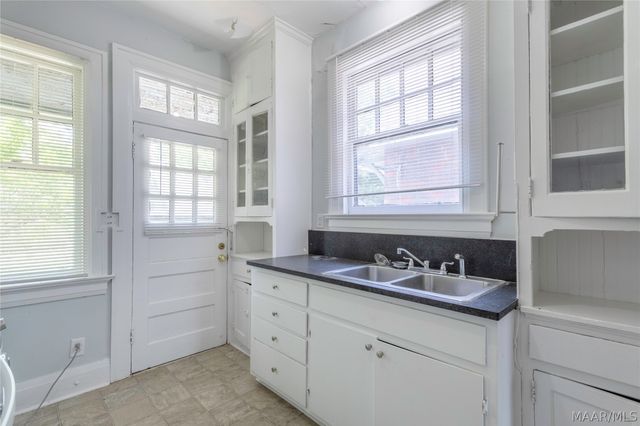 3154 LEXINGTON Road B, Montgomery, AL 36106