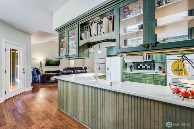 36612 2nd Avenue S, Roy, WA 98580