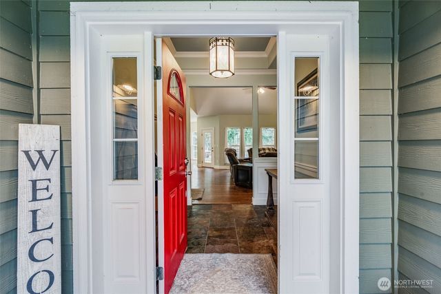 36612 2nd Avenue S, Roy, WA 98580