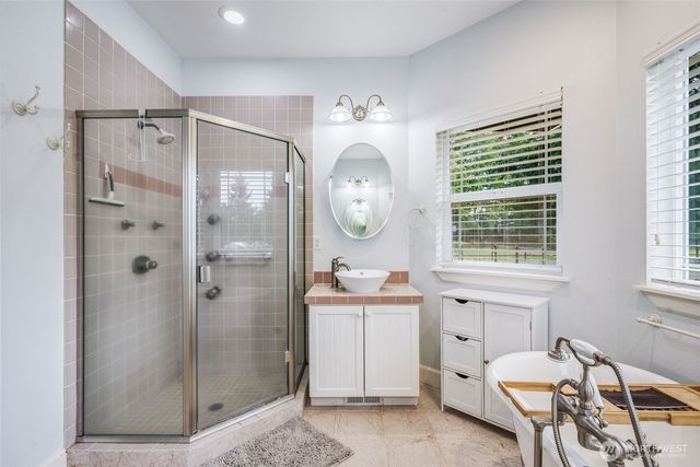 36612 2nd Avenue S, Roy, WA 98580