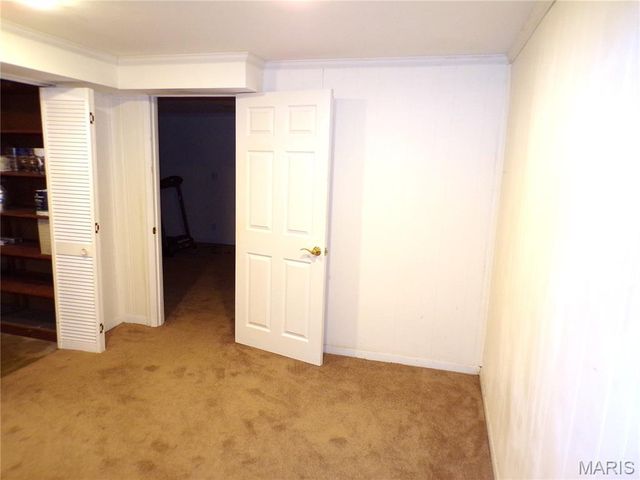 860 Graham Road, Florissant, MO 63031