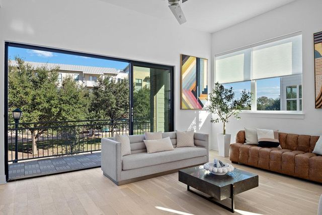 3816 Berkman DR, Austin, TX 78723