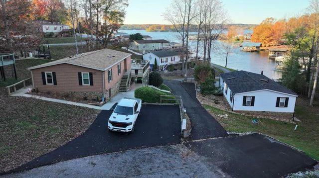 102 Hiram WAY, Huddleston, VA 24104