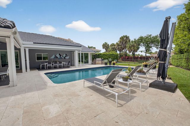17646 Scarsdale Way, Boca Raton, FL 33496