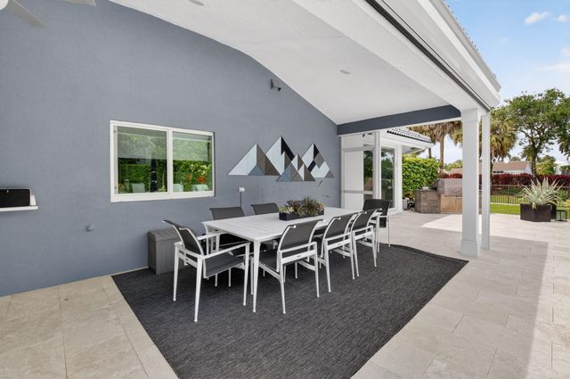 17646 Scarsdale Way, Boca Raton, FL 33496