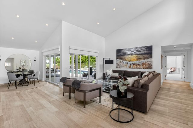 17646 Scarsdale Way, Boca Raton, FL 33496