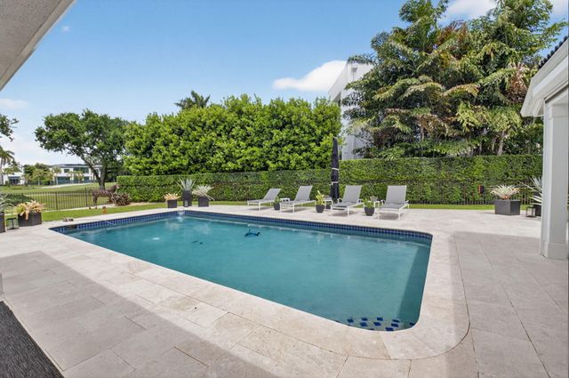 17646 Scarsdale Way, Boca Raton, FL 33496