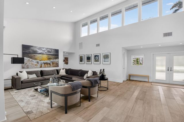 17646 Scarsdale Way, Boca Raton, FL 33496