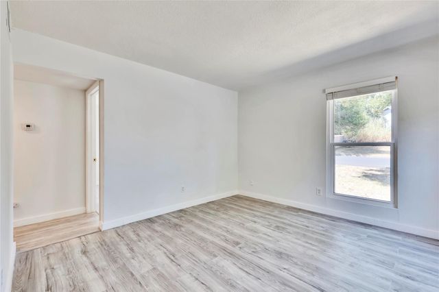 3462 Willowrun DR B, Austin, TX 78704