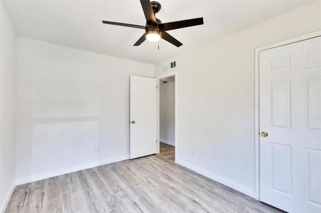 3462 Willowrun DR B, Austin, TX 78704