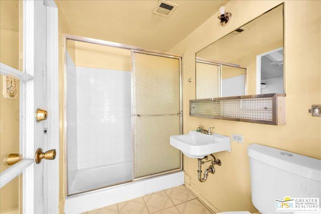 401 E Glen S Circle, Palm Springs, CA 92262