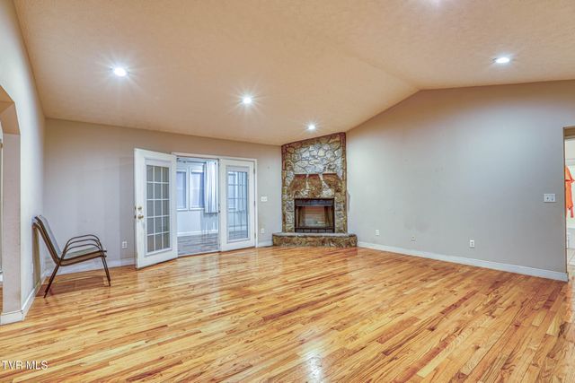 521 Westfield Avenue, Church Hill, TN 37642