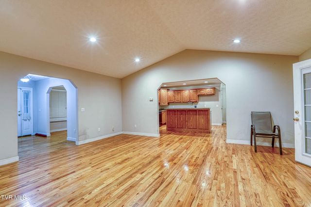 521 Westfield Avenue, Church Hill, TN 37642