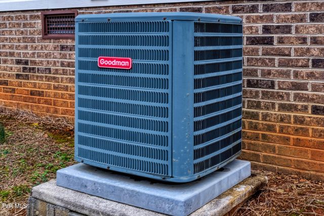 521 Westfield Avenue, Church Hill, TN 37642