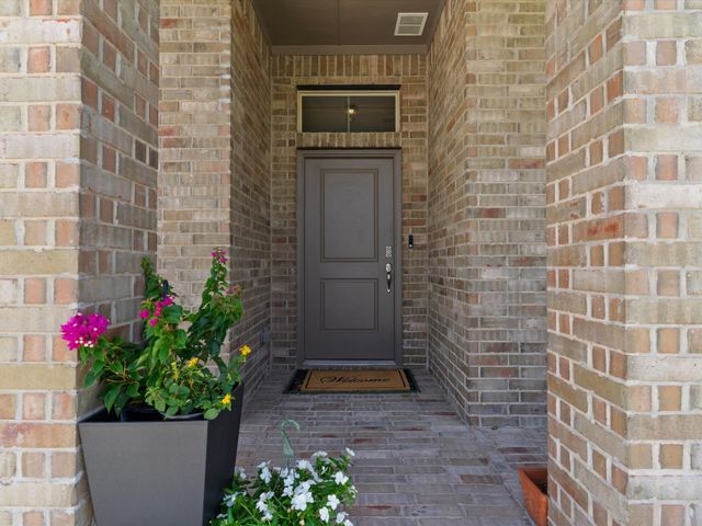 270 Lunayena Road, Rhome, TX 76078