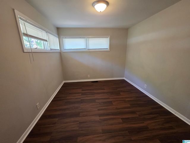 1513 29TH AVENUE N, Hueytown, AL 35023